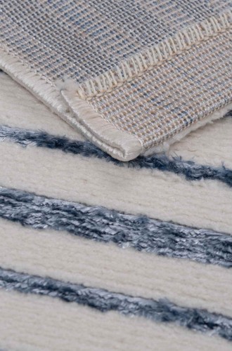 Spód dywanu niebieskiego nowoczesnego salamanca kwadraty