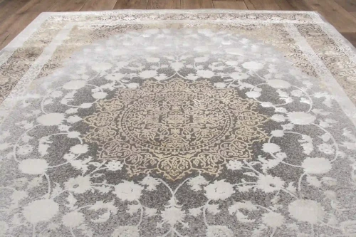 Błyszcząca strona dywanu klasycznego Deluxe 9091 beige