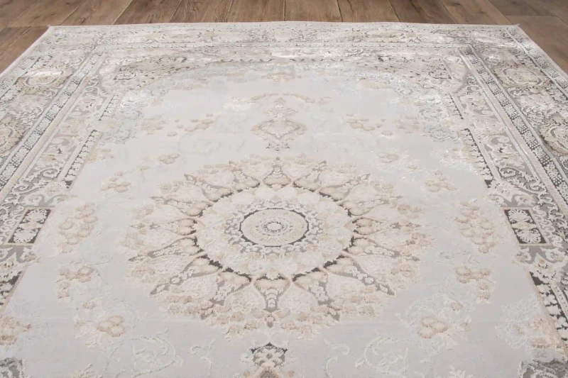 Błyszcząca strona dywanu klasycznego Deluxe 9093 beige