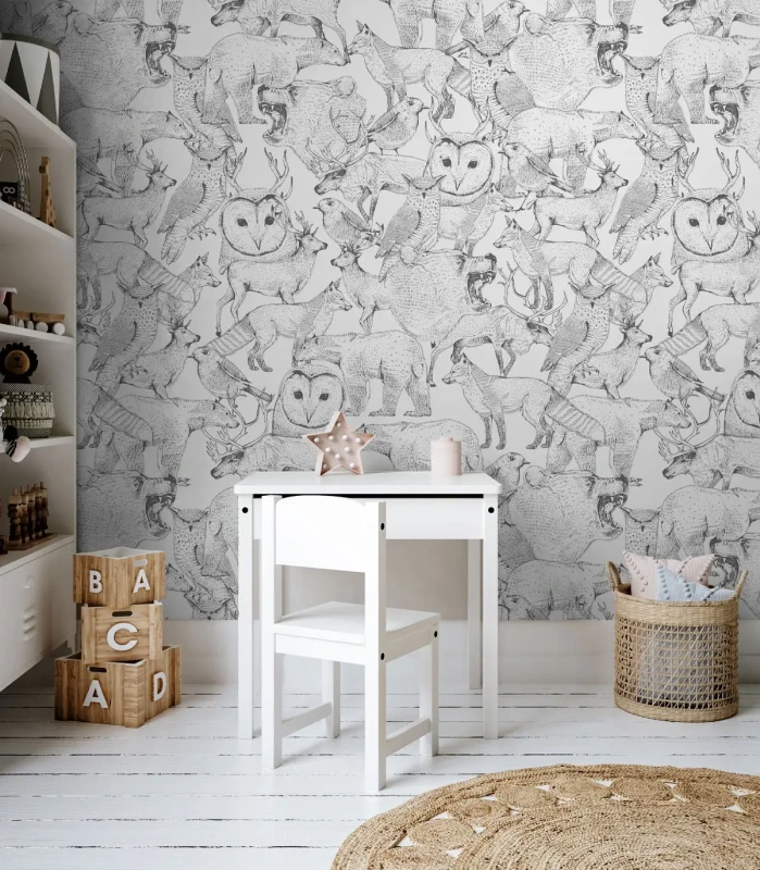 Tapeta leśne zwierzęta Forest Friends Grey w pokoju dziecięcym.webp
