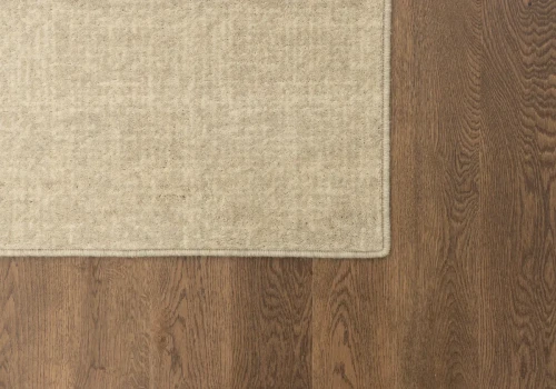 Róg  dywanu wełnianego Agnella Isfahan Morano len