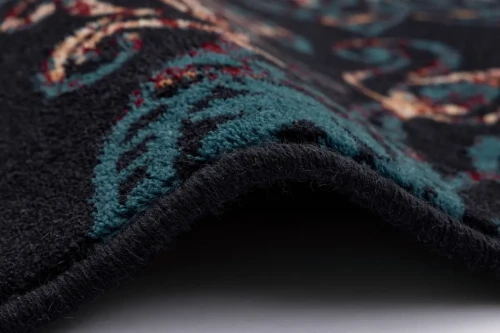 Zbliżenie runa dywanu Agnella Isfahan Romina granat