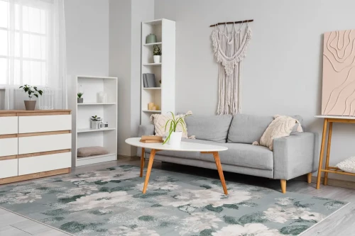 Dywan nowoczesny FD Sensi Floro miętowy w pokoju przy sofie