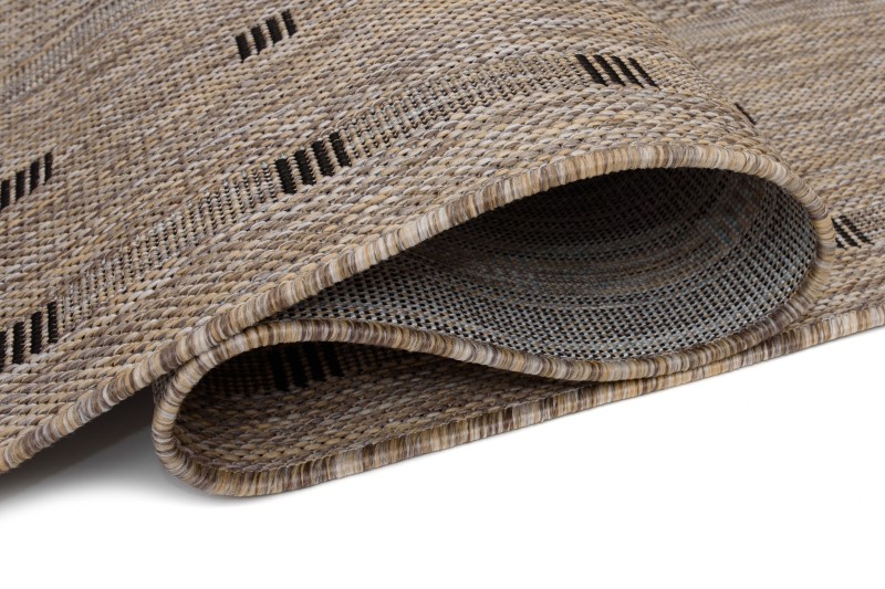 Spód i struktura dywanu zewnętrznego Indoor and Outdoor KE63A brown Melissa MAA