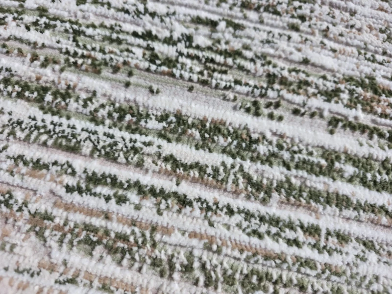 Runo dywanu nowoczesnego Exclusive 412 kremowo-zielonego