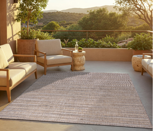 Dywan zewnętrzny Indoor and Outdoor KV22A brown Yucana Van w aranżacji