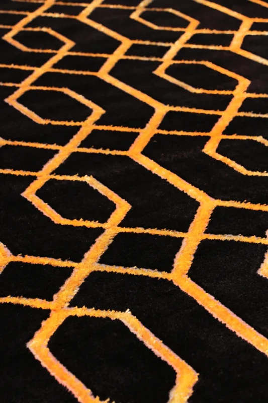 Dywan geometryczny 3d Diamond Tyro K4427G czarno-złoty wzór