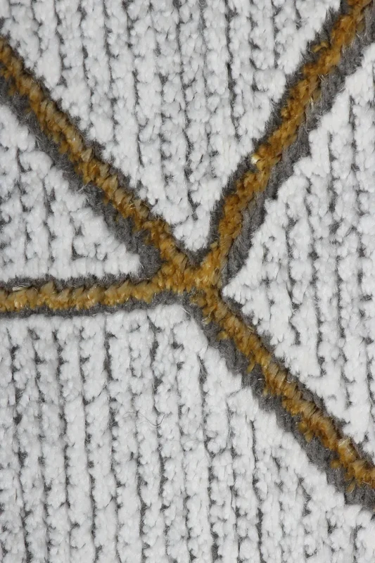 Dywan geometryczny Diamond K4488G szaro-złoty zbliżenie runa