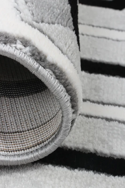 Dywan geometryczny Diamond K4495S szary zbliżenie brzegu