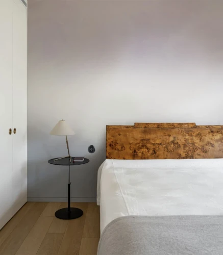 Tapeta minimalistyczna do sypialni Ombre Dune Wallcolors.webp