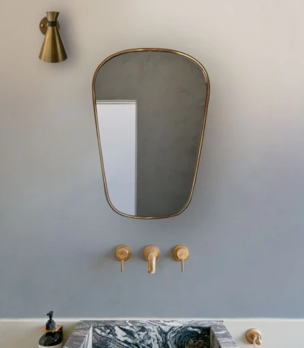 Tapeta do eleganckiej łazienki Ombre Mist Wallcolors.webp