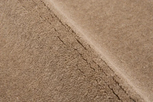 Wełniana wykładzina dywanowa Agnella Natural N M0031 brąz - runo