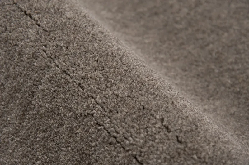 Wełniana wykładzina dywanowa Agnella Natural N M0027 grafit - runo