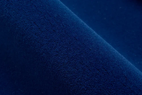 Wełniana wykładzina dywanowa Agnella Patrick blue VC693 The Velvet Collection niebieska - runo