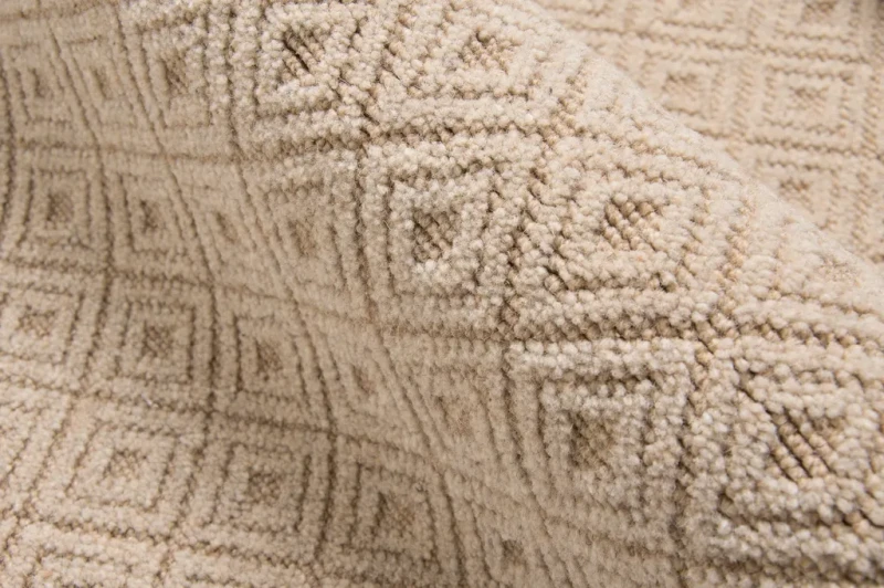 Wełniana wykładzina obiektowa Agnella Kimberlite Bamboo 2/50358 The Country Life - runo