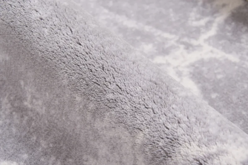 Wełniana wykładzina dywanowa Agnella Alfred Platinum 10/50339 - runo