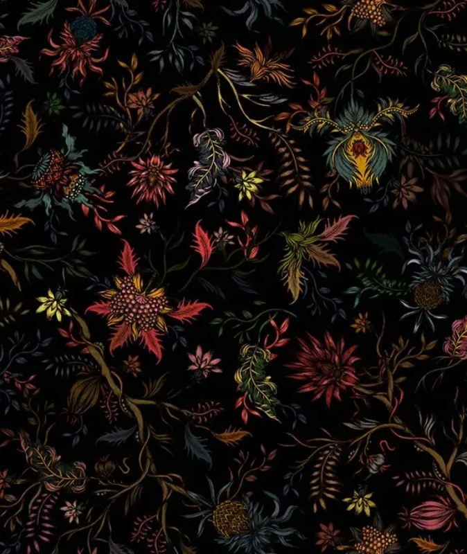 Tapeta kwiaty na ciemnym tle Night Flowers Wallcolors.webp