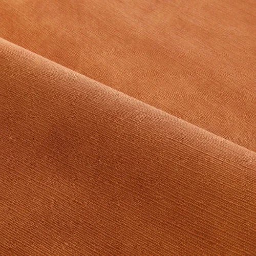 Tapeta w kolorze sjeny o fakturze tkaniny Casamance L'Atelier 75492752 Argile.webp