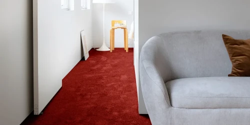 Wykładzina dywanowa AW Dynamo 10 w pokoju