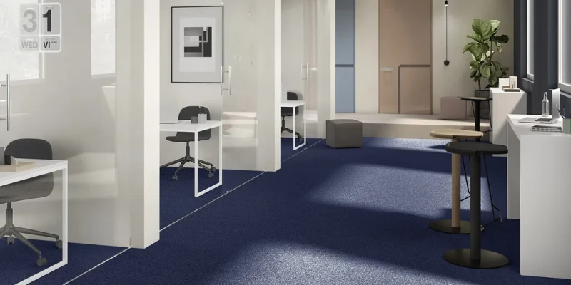 Wykładzina dywanowa AW Serpentine 77 w biurze