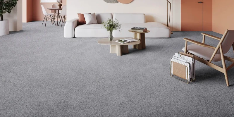 Wykładzina dywanowa AW Verdant 90 w salonie