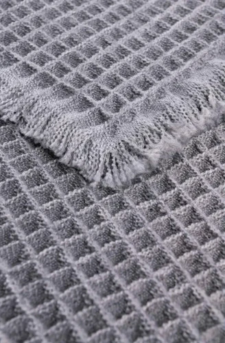 Dywanik uniwersalny Waffle jasno szary - wzór geometryczny