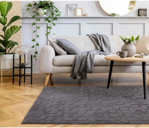Dywan pluszowy Venesia geometria 3d antracytowy w salonie