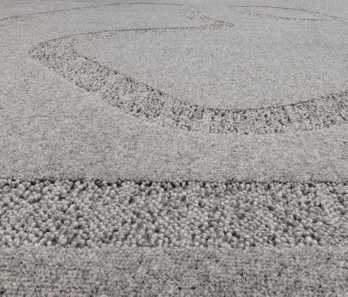 Dywan wełniany Agnella Ladnini Morphic Blooms szary dywanywitek (5).jpg