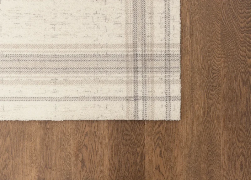 Wzór na dywanie wełnianym Agnella Agnus Loreta szary.webp