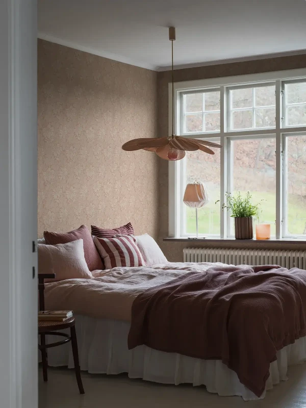 Tapeta do sypialni w stylu vintage Borastapeter Icons 2009 Acanthus.webp