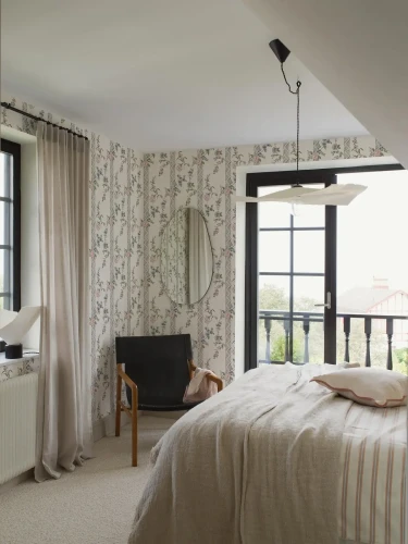 Tapeta do sypialni w kwiaty Borastapeter Icons 4507 Slottsteatern.webp