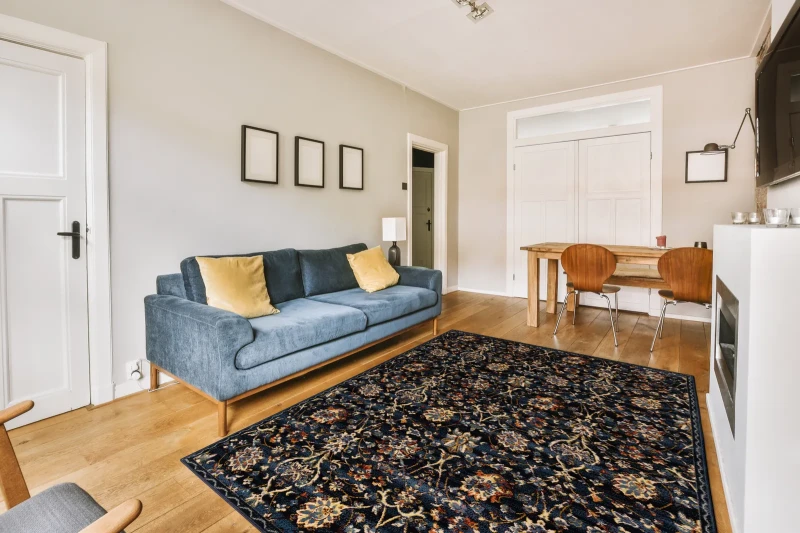 Dywan tradycyjny FD Optimal Medea granat w salonie