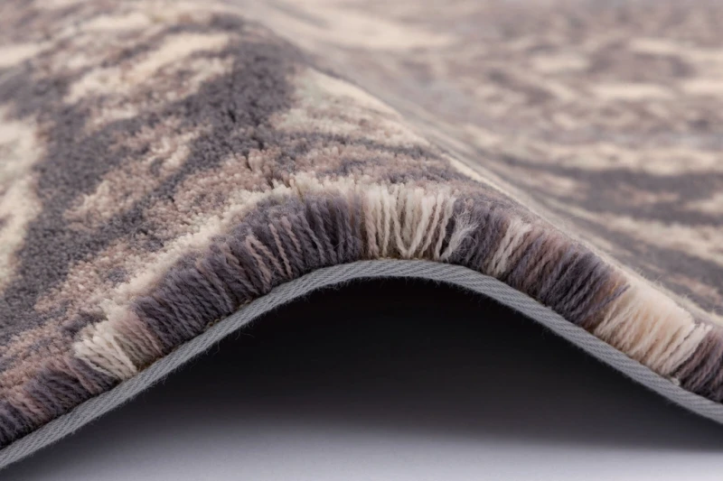 Dywan wełniany Agnella Calisia Victoriana wrzosowy (binding) runo