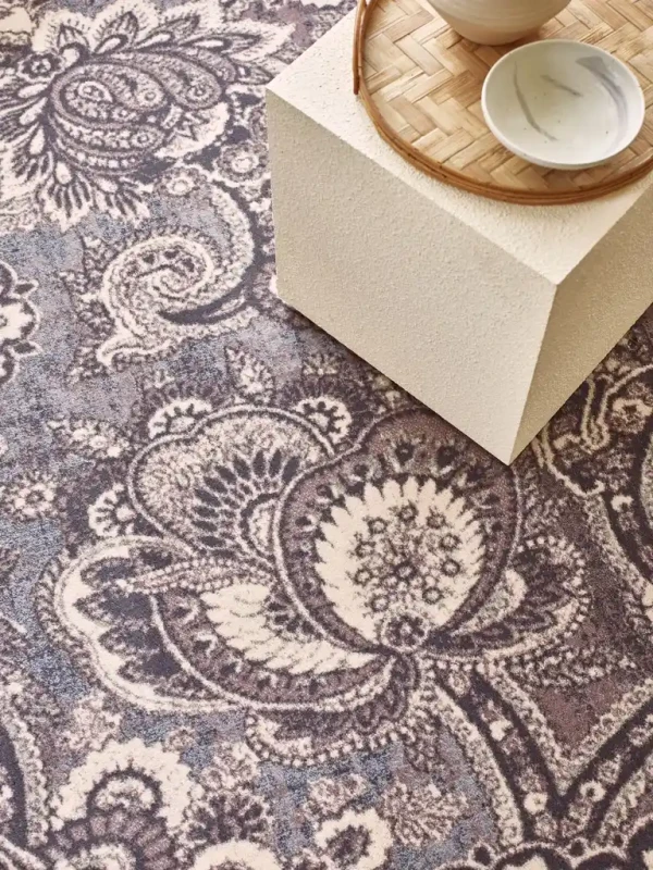 Dywan wełniany Agnella Calisia Victoriana wrzosowy (binding) wzór