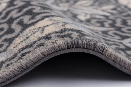 Runo dywanu Agnella Agnus Versaille jasny niebieski