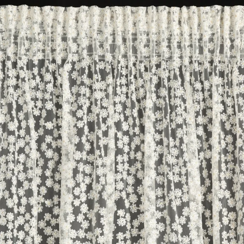 Firany gotowe na taśmie 130x270 cm tiul z haftem.webp