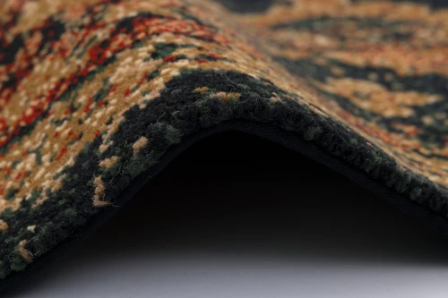 Dywan wełniany Agnella Tempo Baltas dark gold (binding) wykończenie i runo
