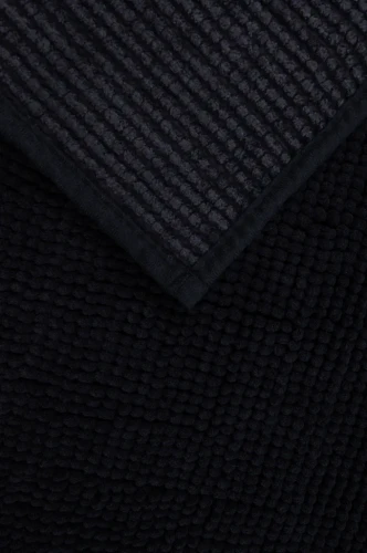 Runo czarnego dywanika łazienkowego Chenille soft