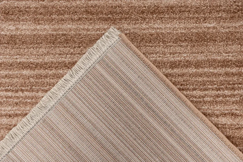 Spód brązowego dywanu Lalee Home Savoy SAV 400