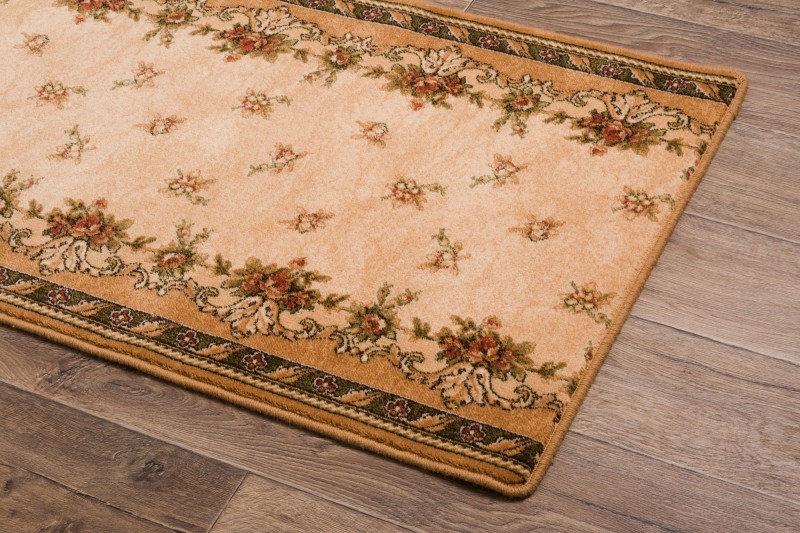 Chodnik wełniany Agnella Isfahan Dafne sahara na podłodze