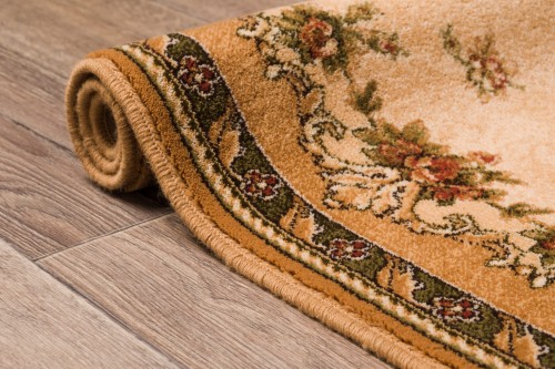 Chodnik Agnella Isfahan Dafne sahara zwinięty w rulon