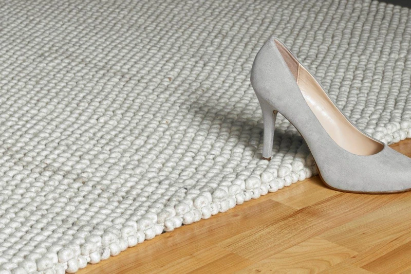 Bok dywanu Obsession Loft LOF580 ivory
