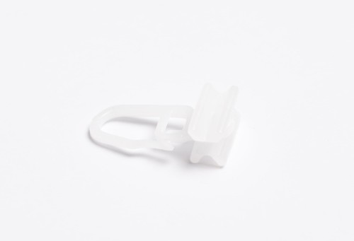 Ślizg do szyny aluminiowej biały z agrafką