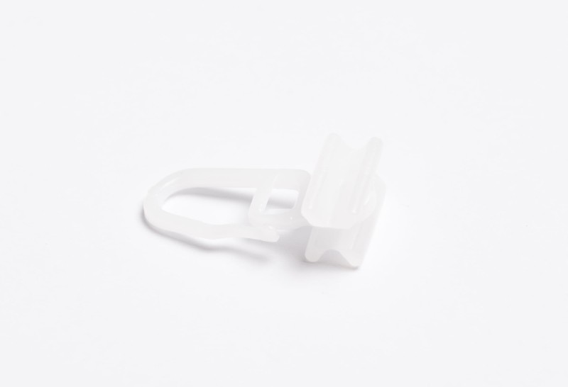 Ślizg do szyny aluminiowej biały z agrafką