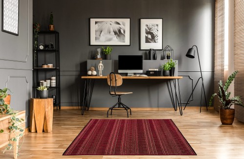 Dywan nowoczesny Saran G001 czerwony w pokoju