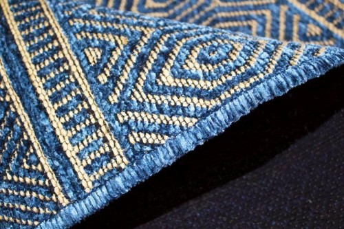 Runo niebieskiego dywanu nowoczesnego Saran G001