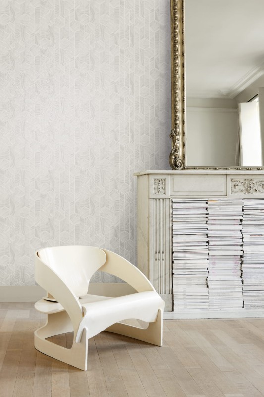 Komoda z lustrem przy ścianie z tapetą Khroma Summer SUM102