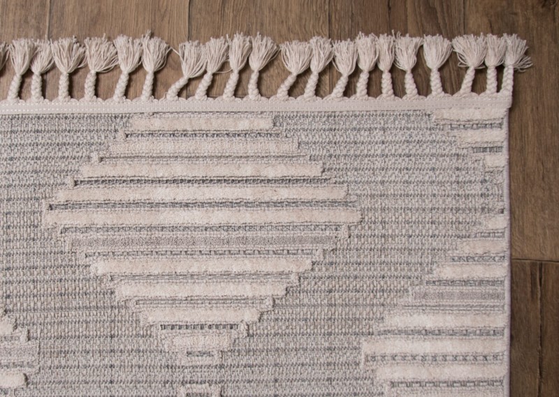 Frędzle szarego dywanu boho Monaco 135A