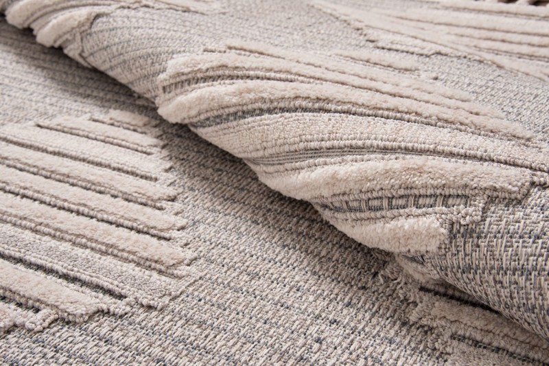 Zbliżenie runa szarego dywanu boho Monaco 135A