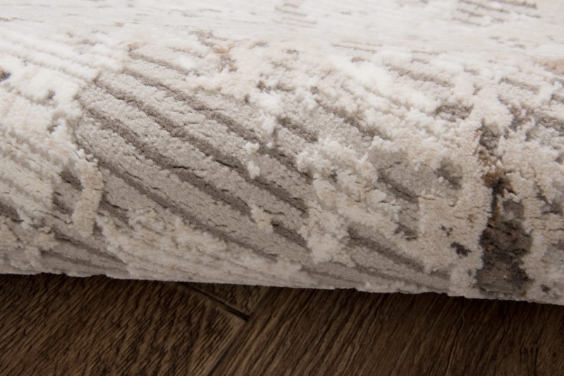 Zbliżenie e runa dywanu nowoczesnego Exclusive 193 beżowo-złotego